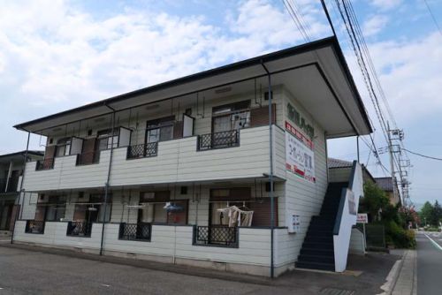 沼田市高橋場町 | 2LDK | 3.9万円 | 飯田ハイツ（2ＬＤＫ）フリーレントサービス！