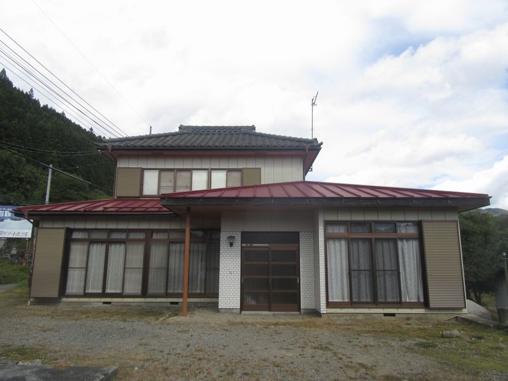 利根郡片品村越本 910万円